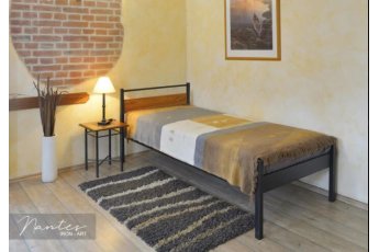 Postel Nantes III smrk
