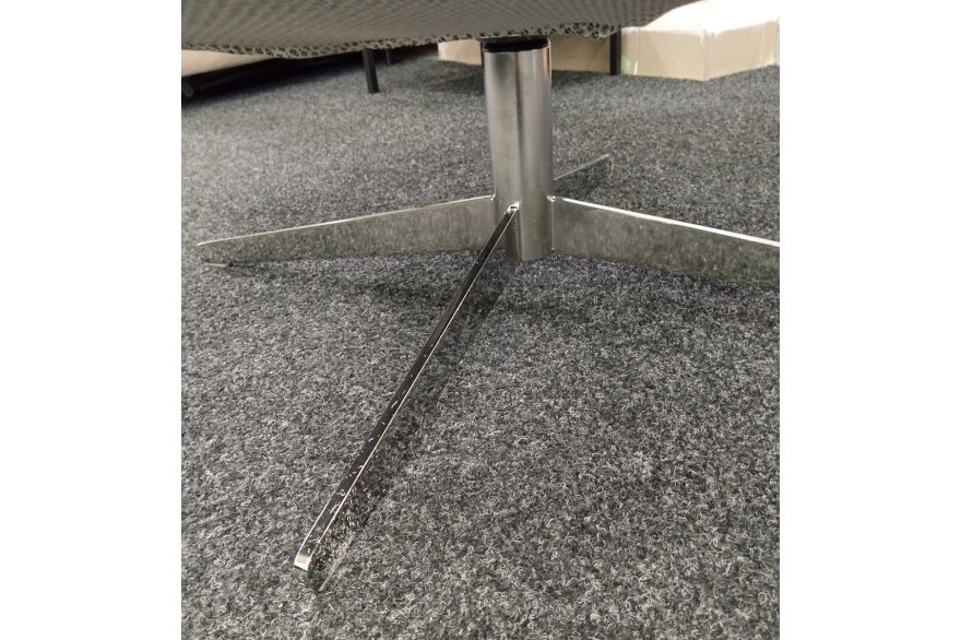 Otočné křeslo Mon 38