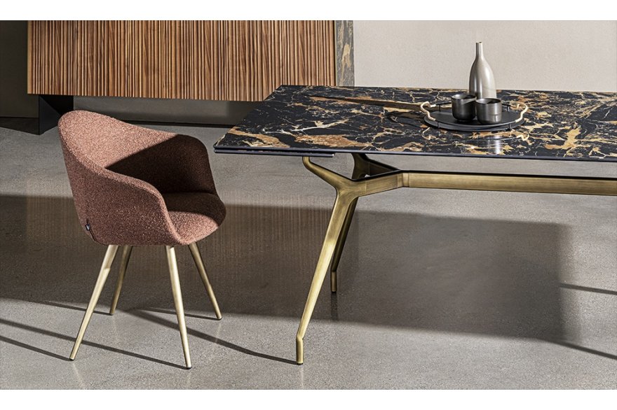 Jídelní stůl Arkos