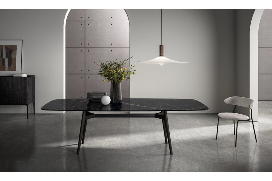 Jídelní stůl Lewood