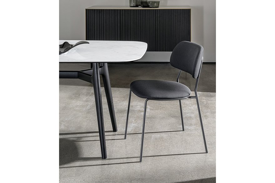 Jídelní stůl Lewood