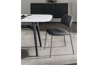 Jídelní stůl Lewood