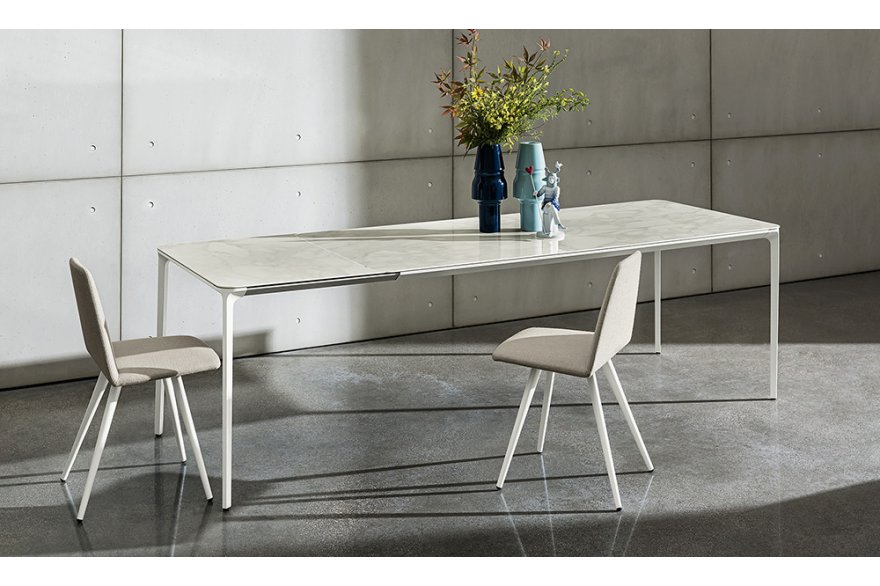 Jídelní stůl Slim